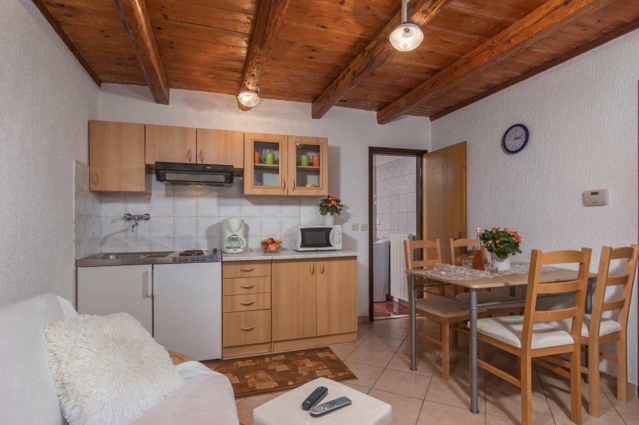 Apartmani Zikovic Porec Esterno foto